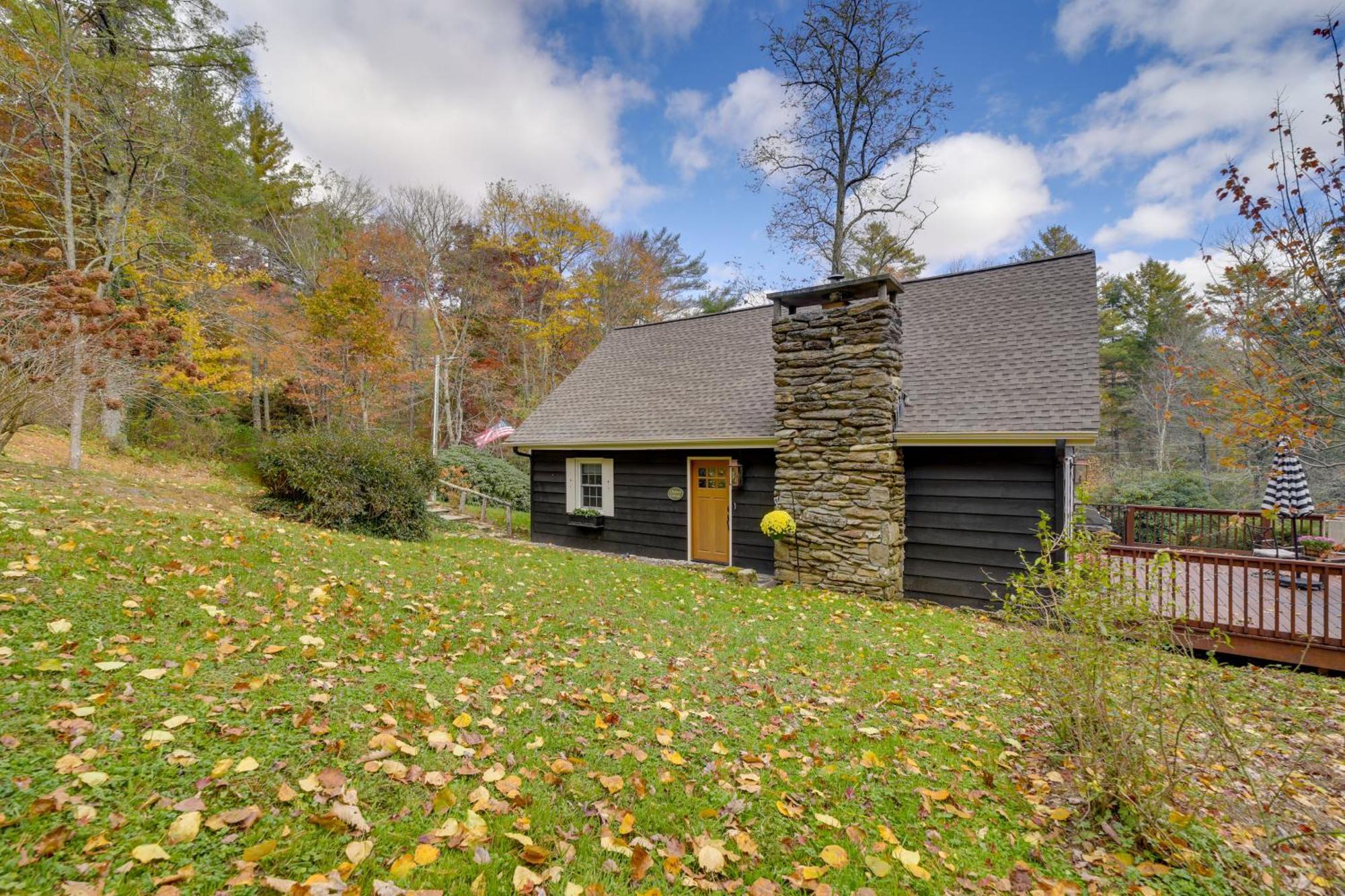 Enchanting Highlands Cottage With Pond And Falls! Exterior foto